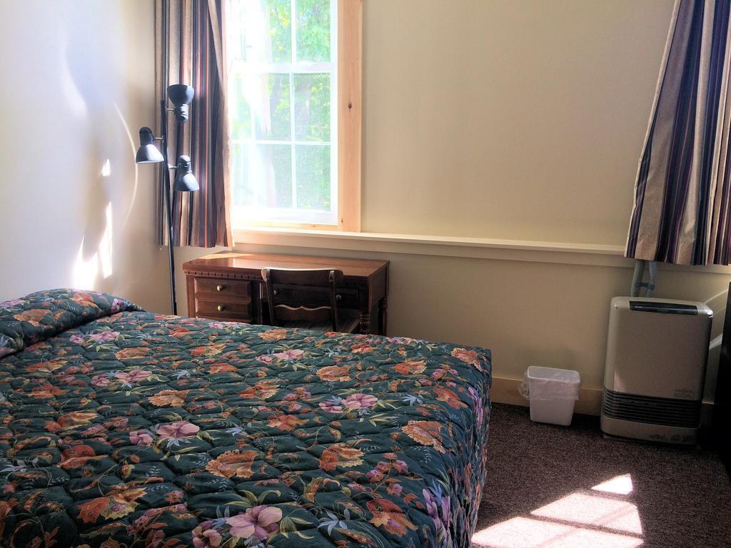 Franciscan Guest House Кенебънк Екстериор снимка